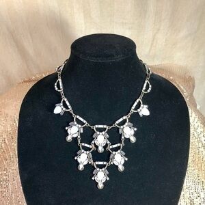 🌸Edgy Statement Necklace Saks 5th Avenue🌸